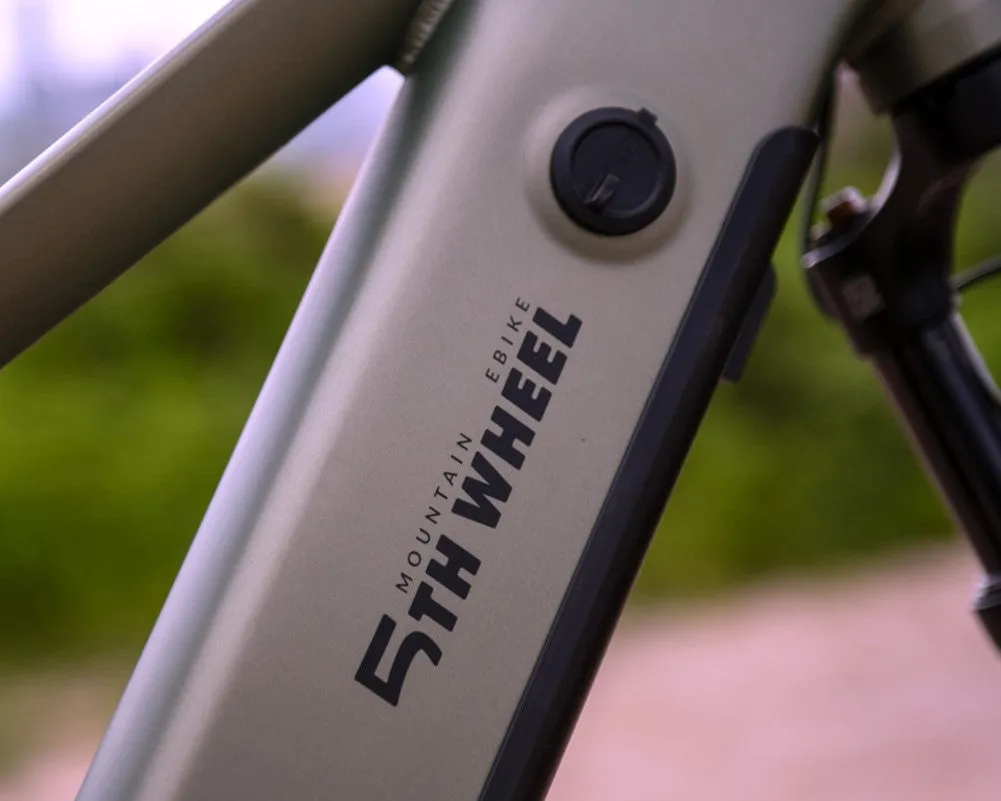 5th Wheel Torrent 1 City Commuter Cruiser eBike