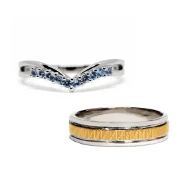 Kelly Blue Lab-Grown Sapphire V Shaped and Art Carved Duo Tone Wedding Rings in 18K gold