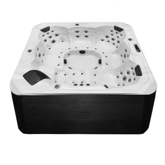 Retreat Bay XL 32A Twin Pump Hot Tub 6 Seater